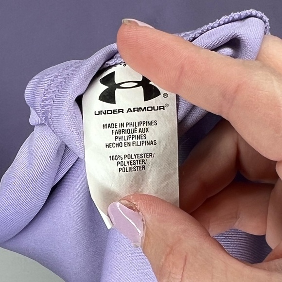 Women’s - Under Armour shirt - Large - Picture 5 of 5